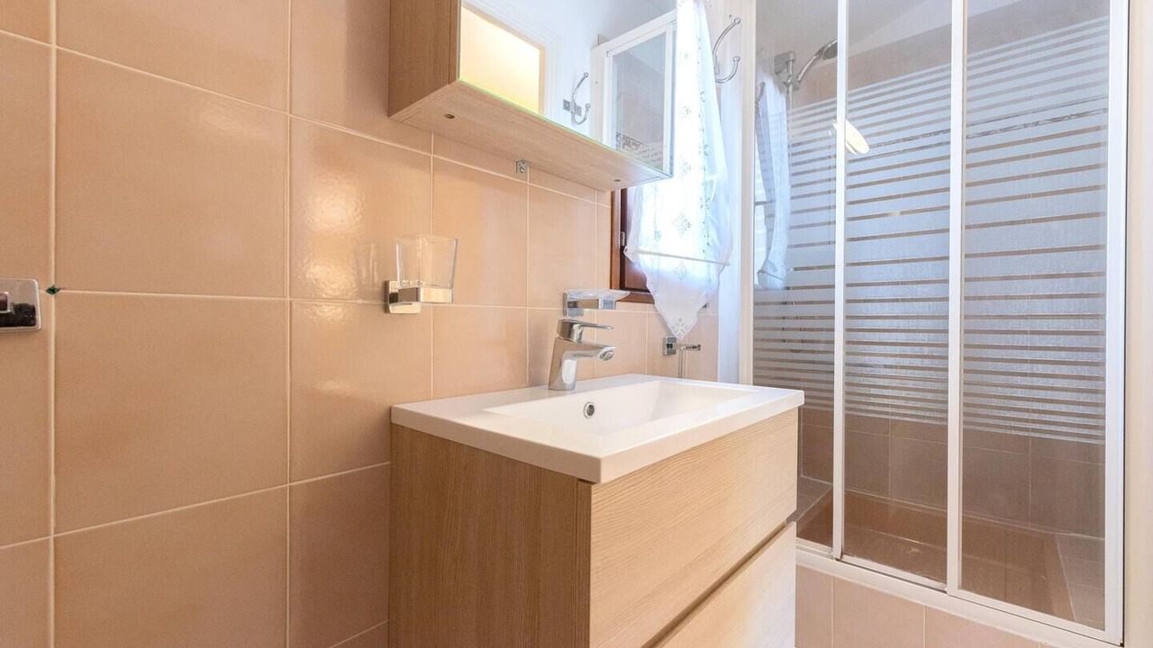 Photo of Bathroom in Six-Fours-les-Plages
