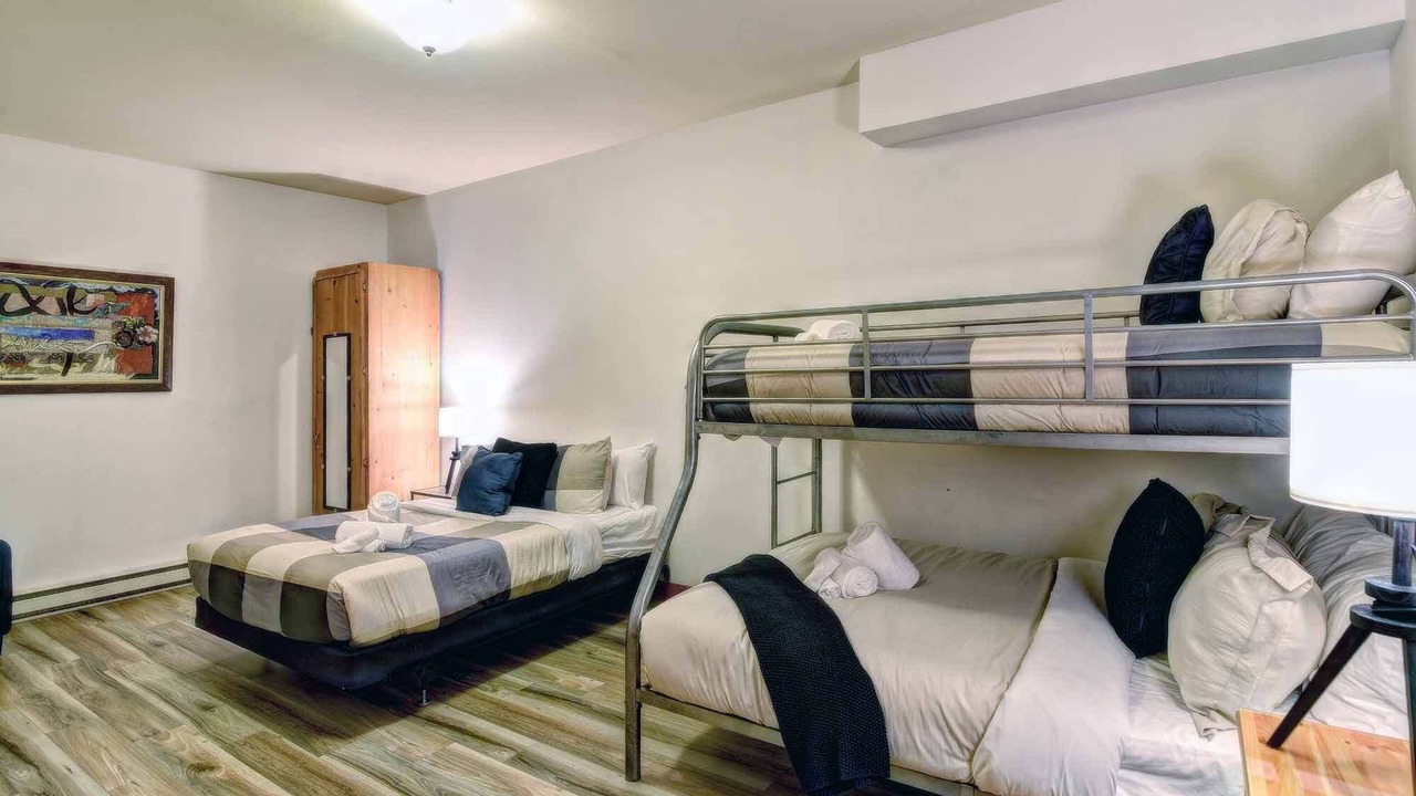 Photo of Bedroom in Tremblant-Les-Eaux