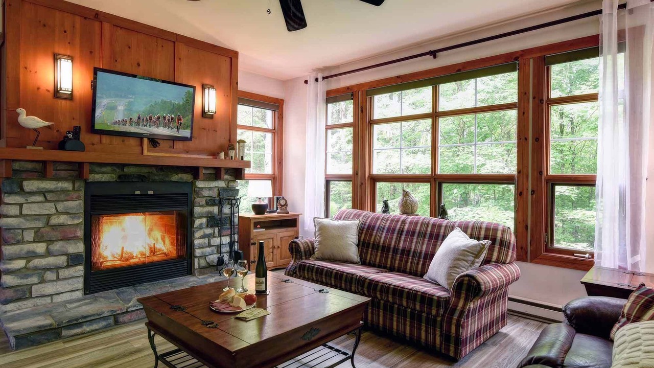 Photo of Livingroom in Tremblant-Les-Eaux