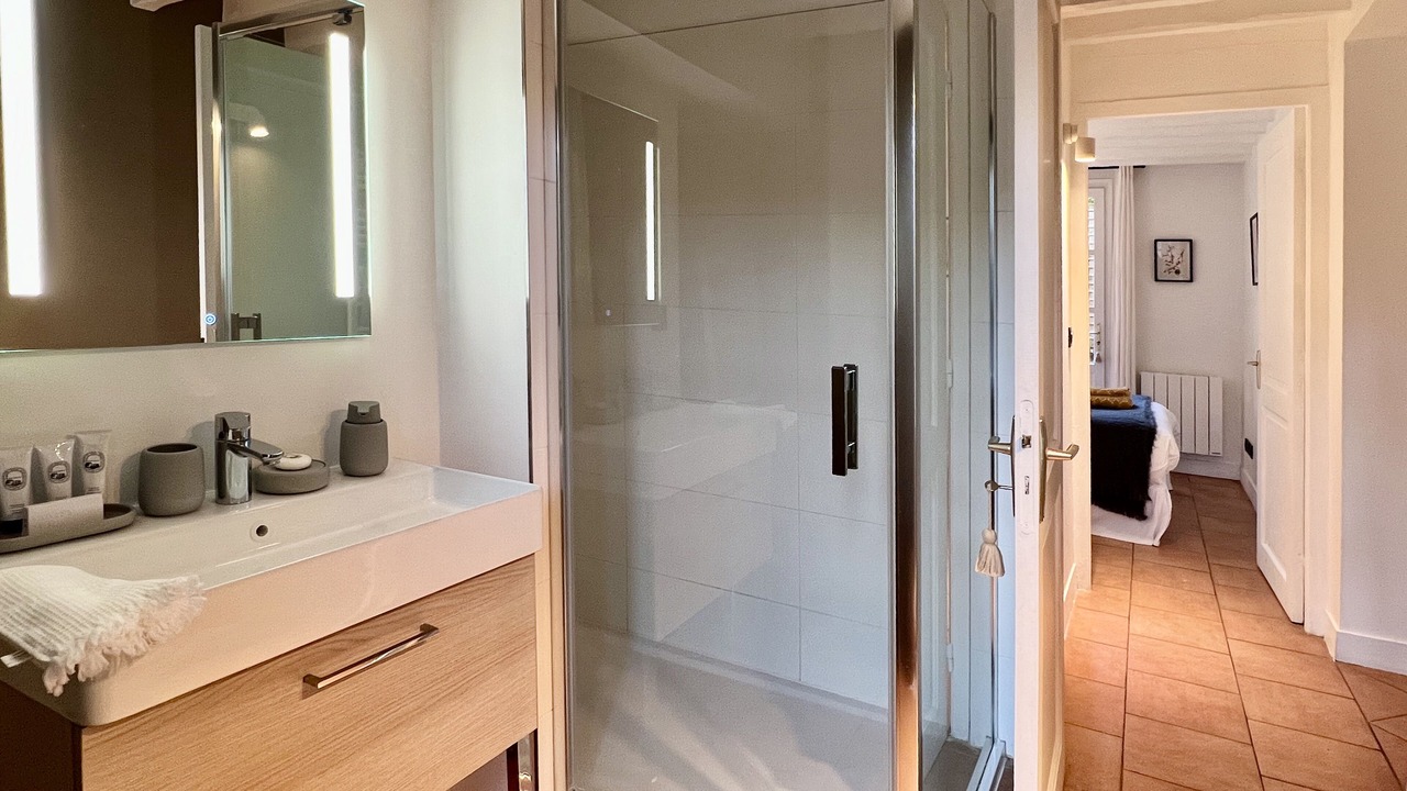 Photo of Bathroom in Honfleur