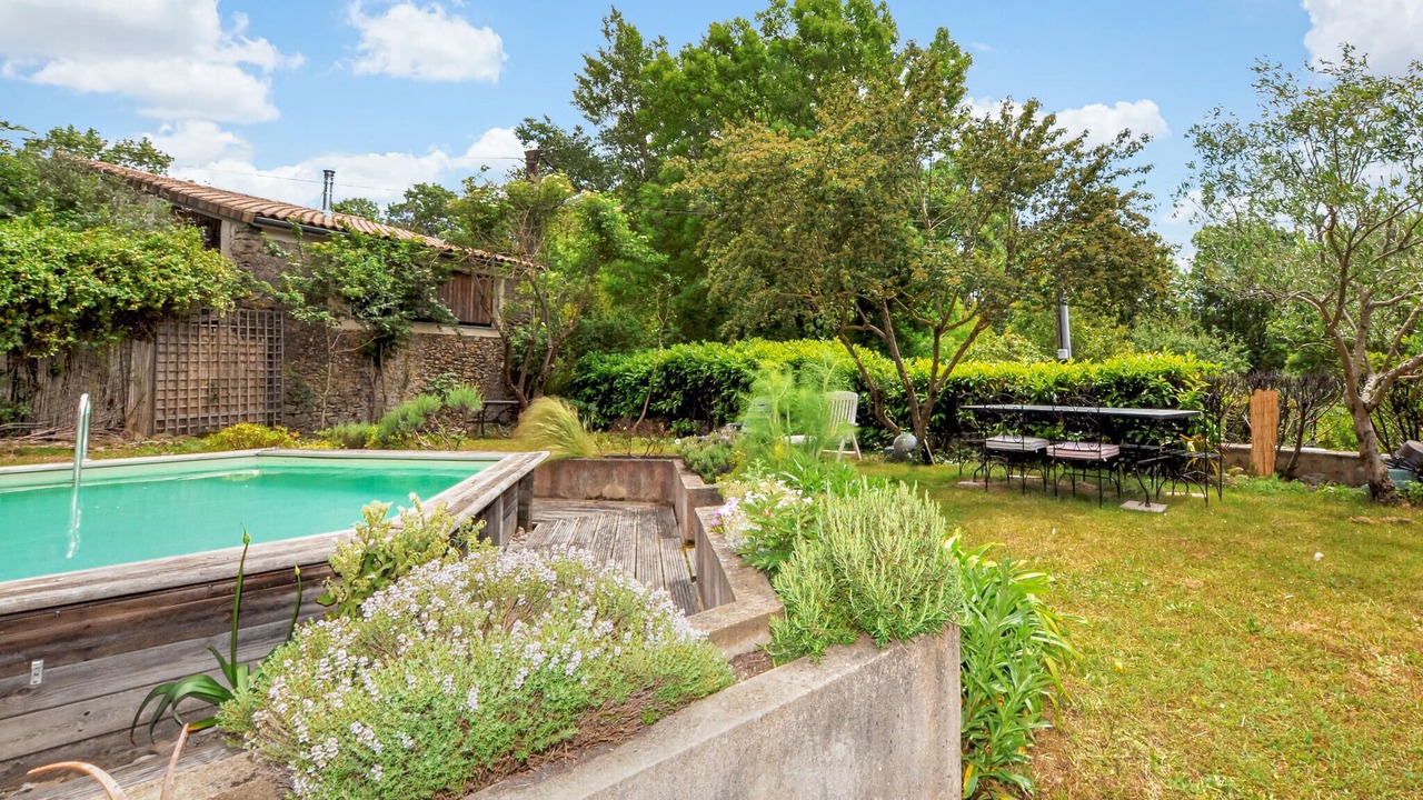 Photo of Outdoor in Dun