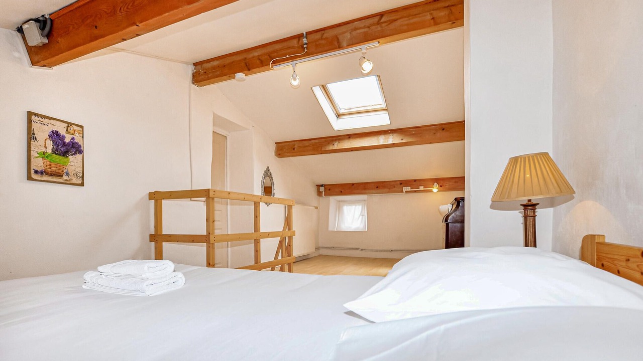 Photo of Others in Dun