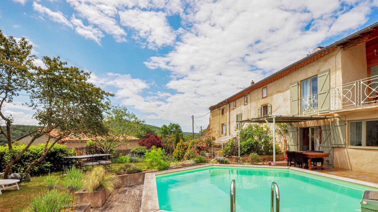 Photo of Others in Dun