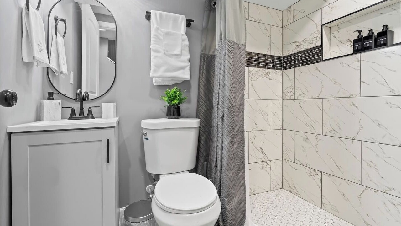 Photo of Bathroom in Downtown Baltimore