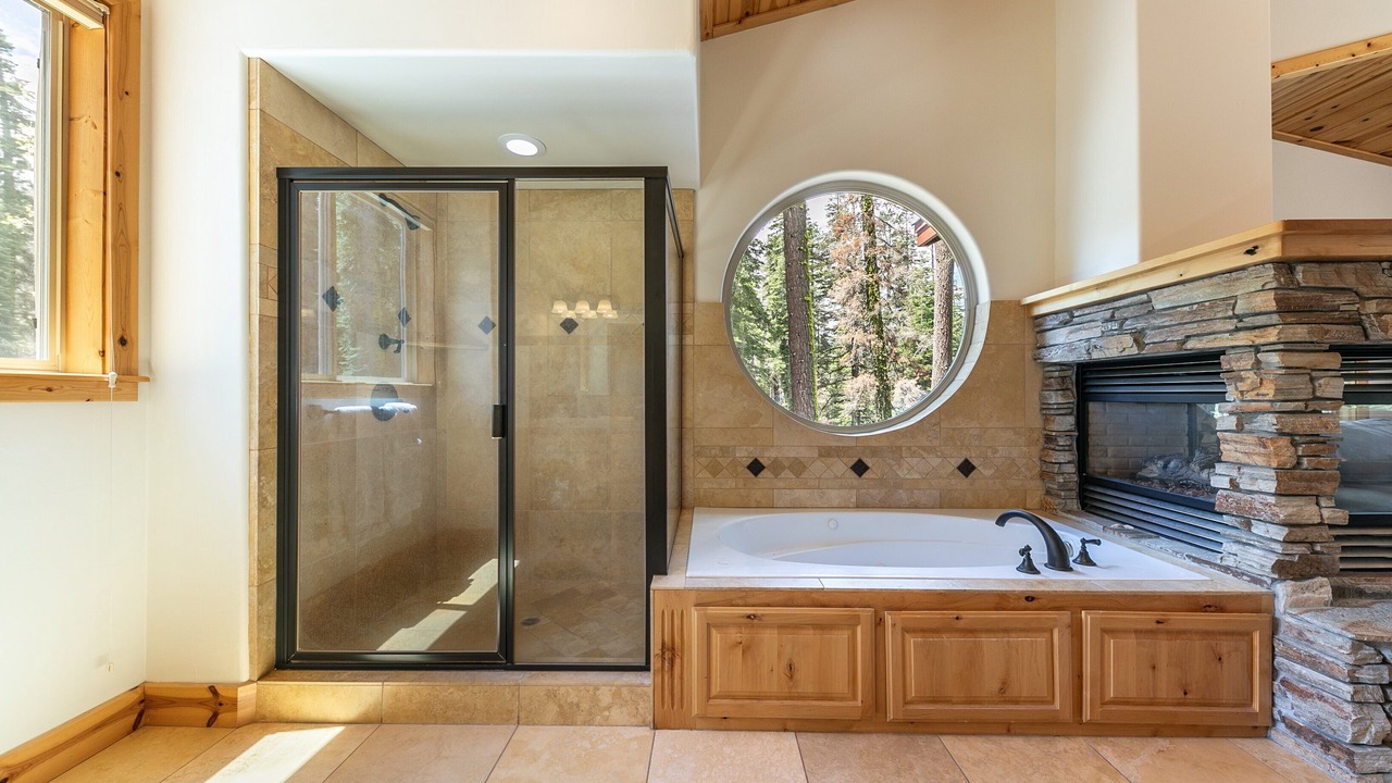 Photo of Bathroom in Tahoe Pines