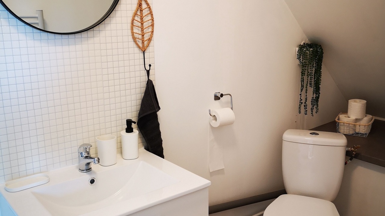 Photo of Bathroom in Pernois