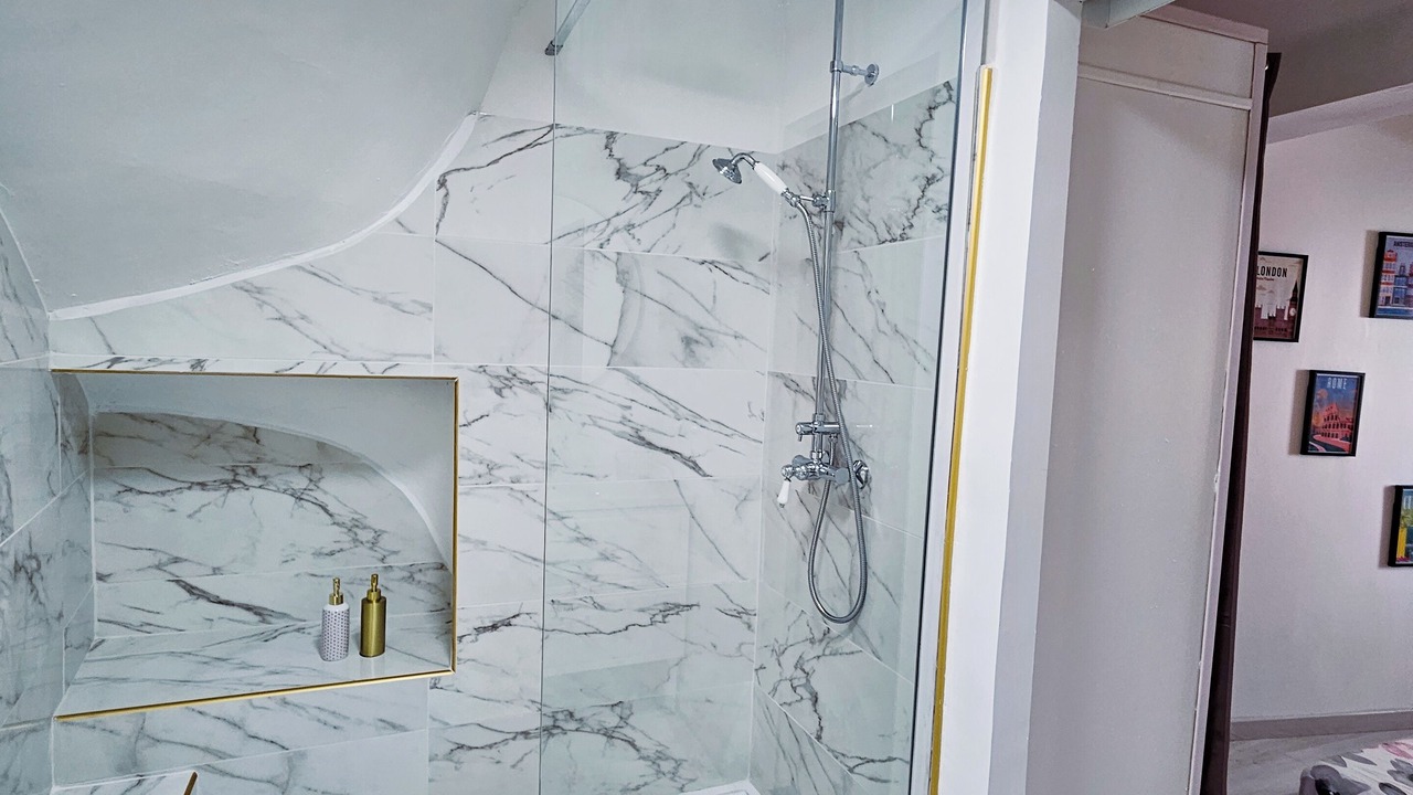 Photo of Bathroom in Chateauneuf-du-Pape