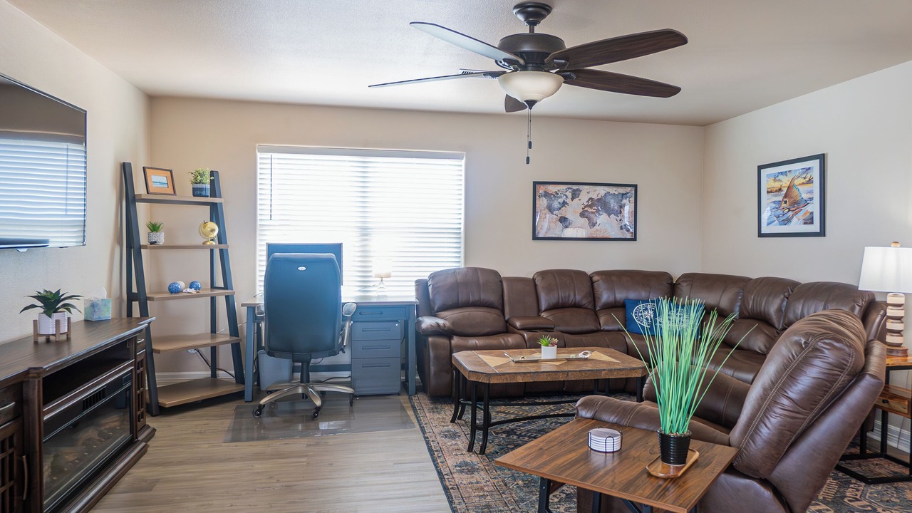 Photo of Livingroom in Cedar Lane