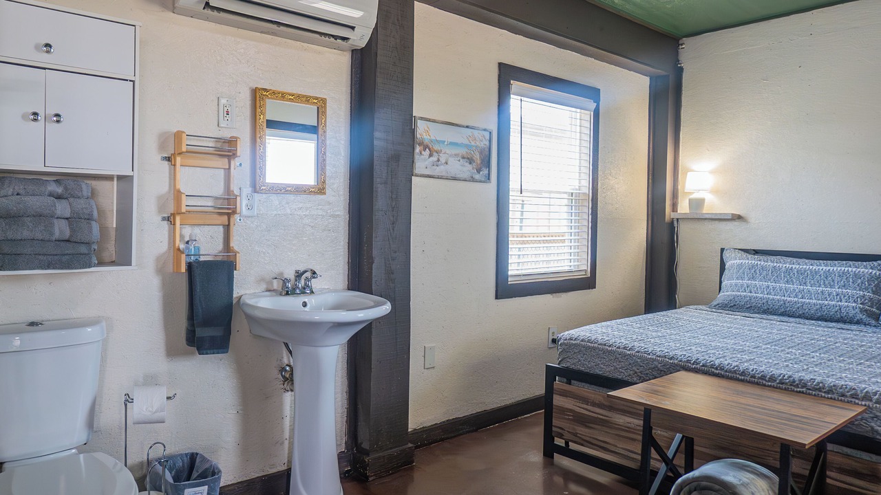 Photo of Bathroom in Cedar Lane