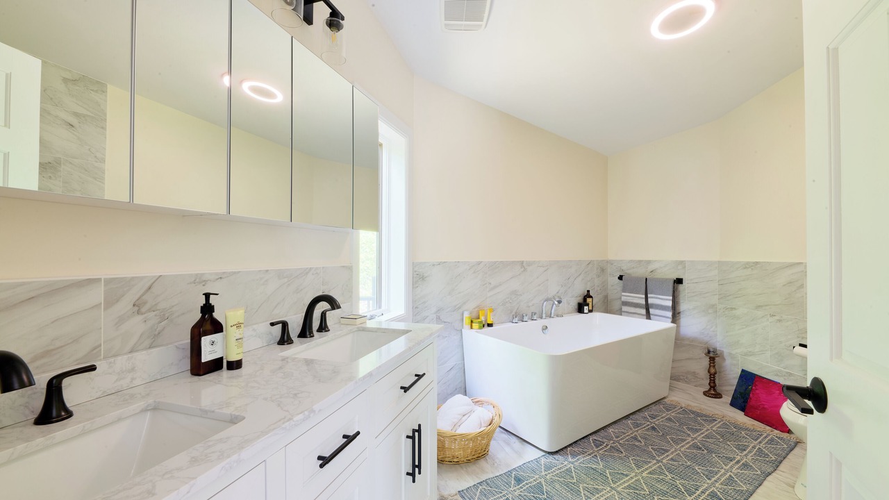 Photo of Bathroom in Great Barrington