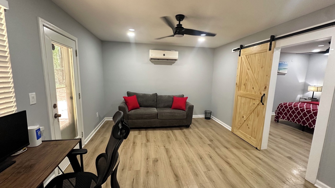 Photo of Bedroom in Locust Grove