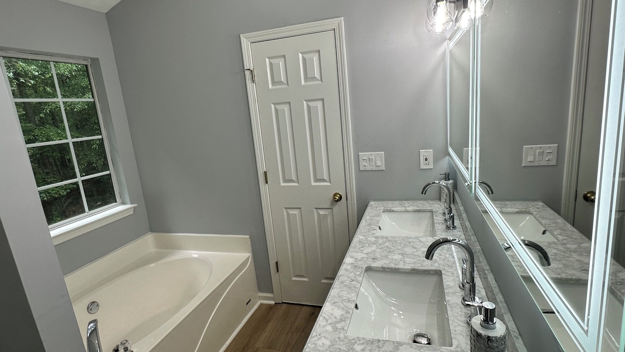 Photo of Bathroom in Locust Grove