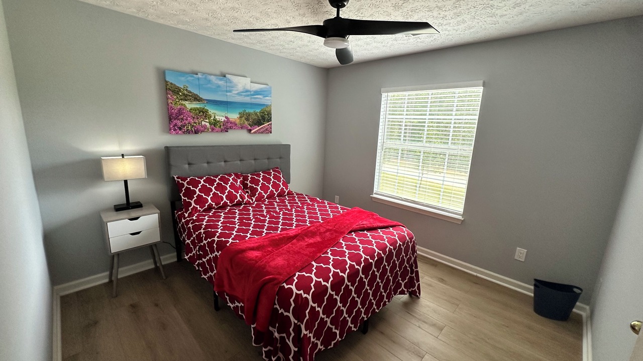 Photo of Bedroom in Locust Grove