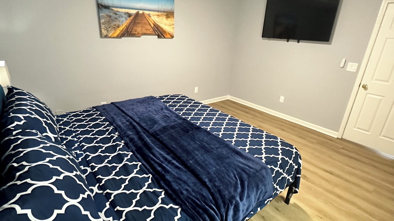 Photo of Bedroom in Locust Grove