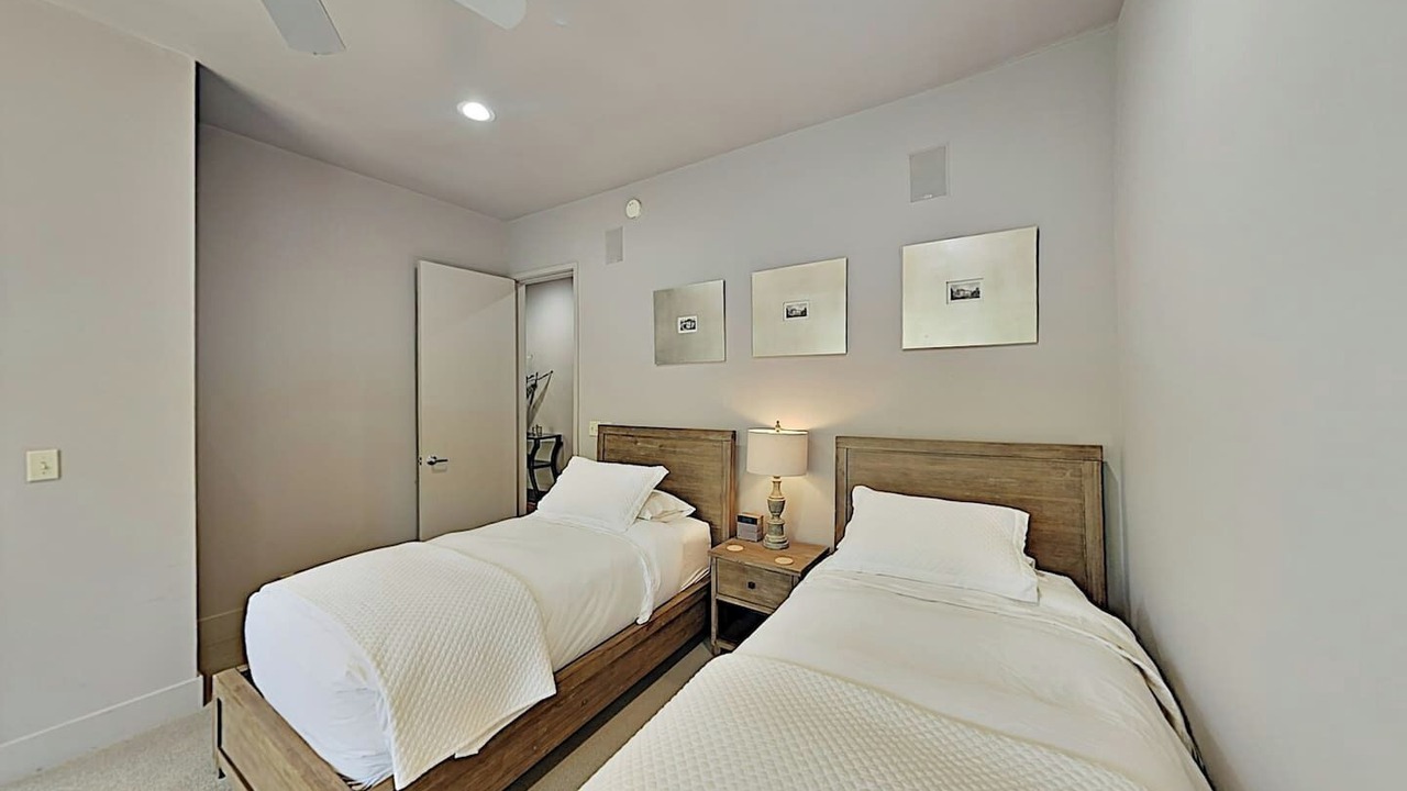 Photo of Bedroom in Glen Ellen