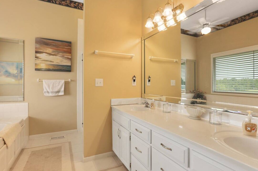Photo of Bathroom in Smithville