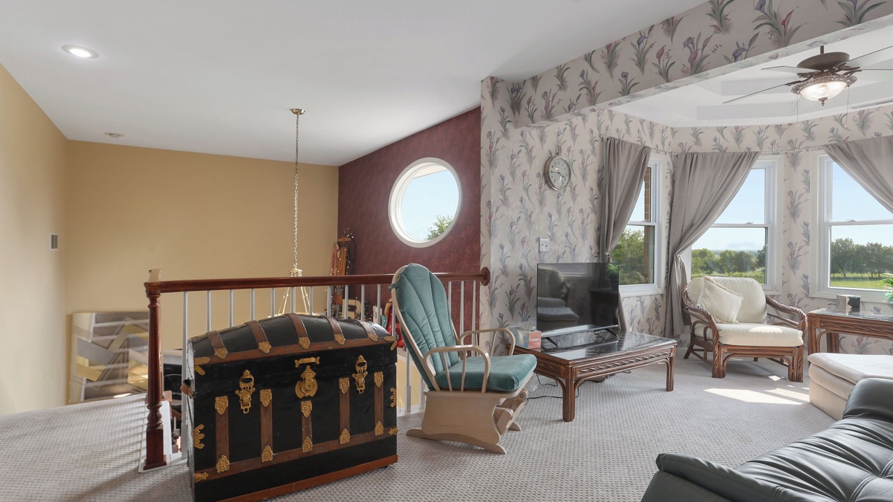 Photo of Livingroom in Smithville
