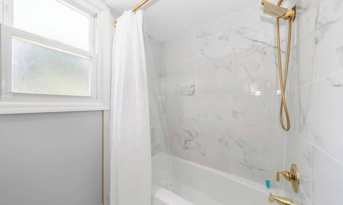 Photo of Bathroom in Elmhurst