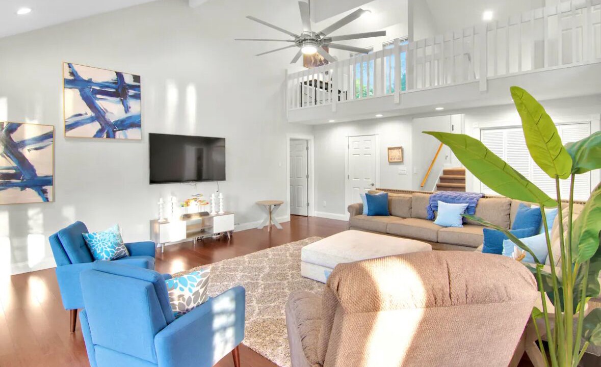 Photo of Livingroom in Eatonton