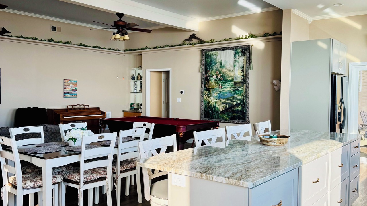 Photo of Others in Quitman