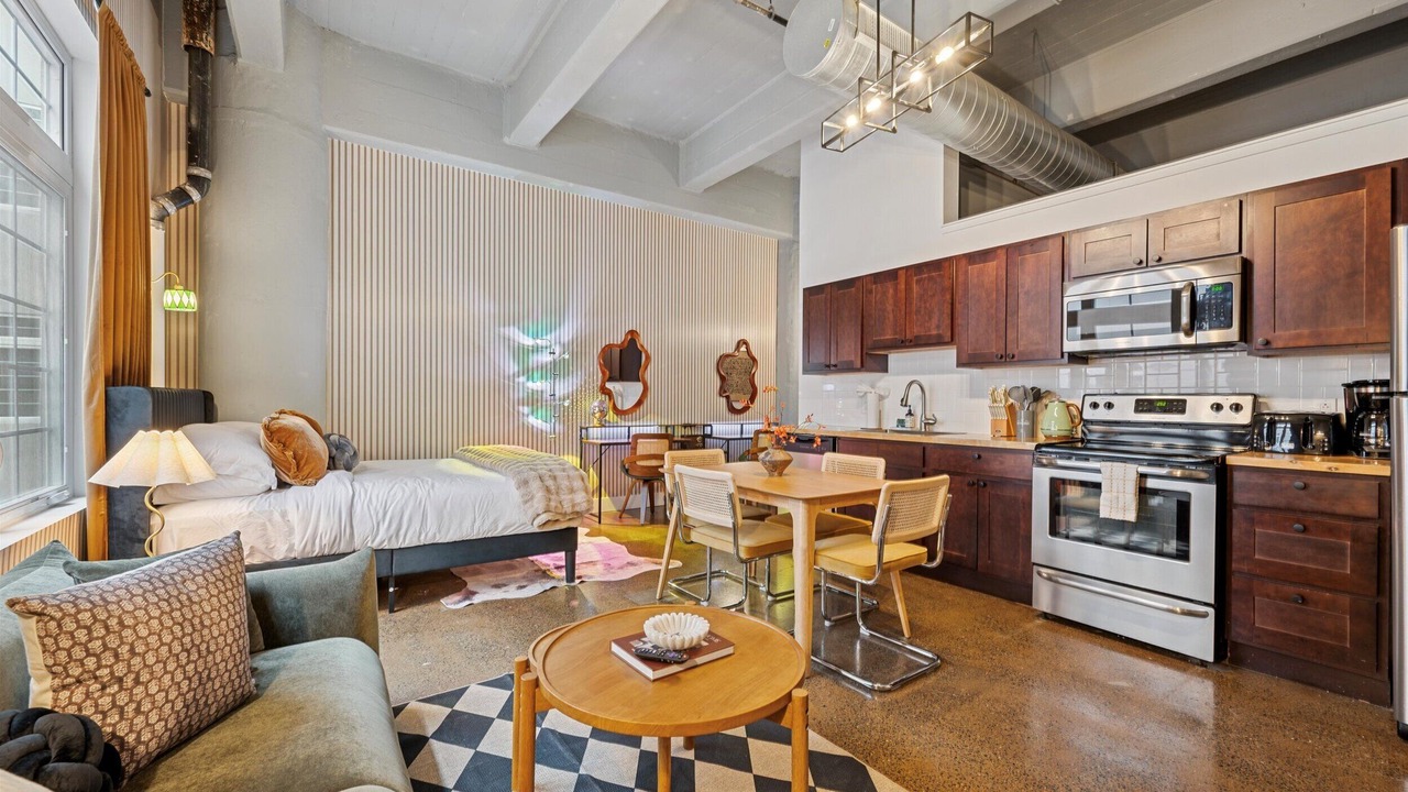 Photo of Livingroom in Brewerytown