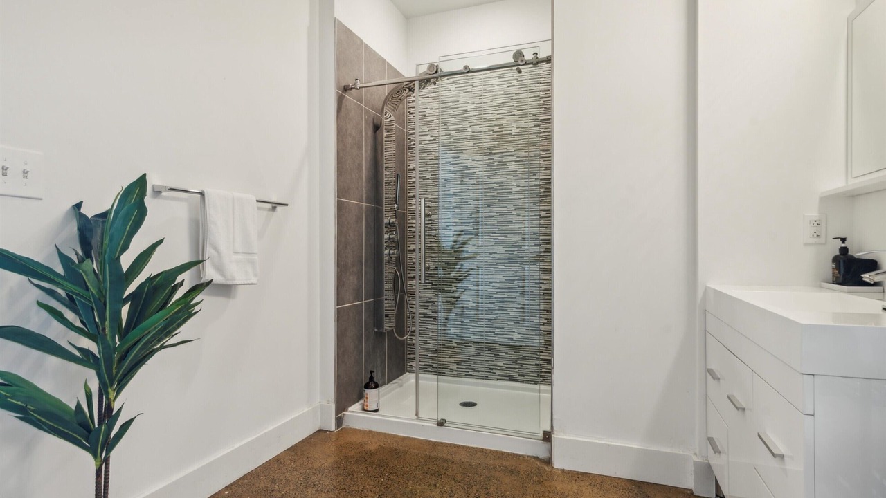 Photo of Bathroom in Brewerytown