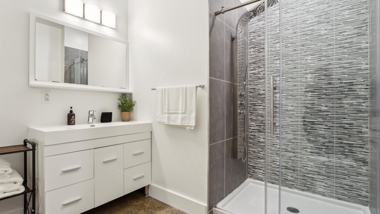 Photo of Bathroom in Brewerytown