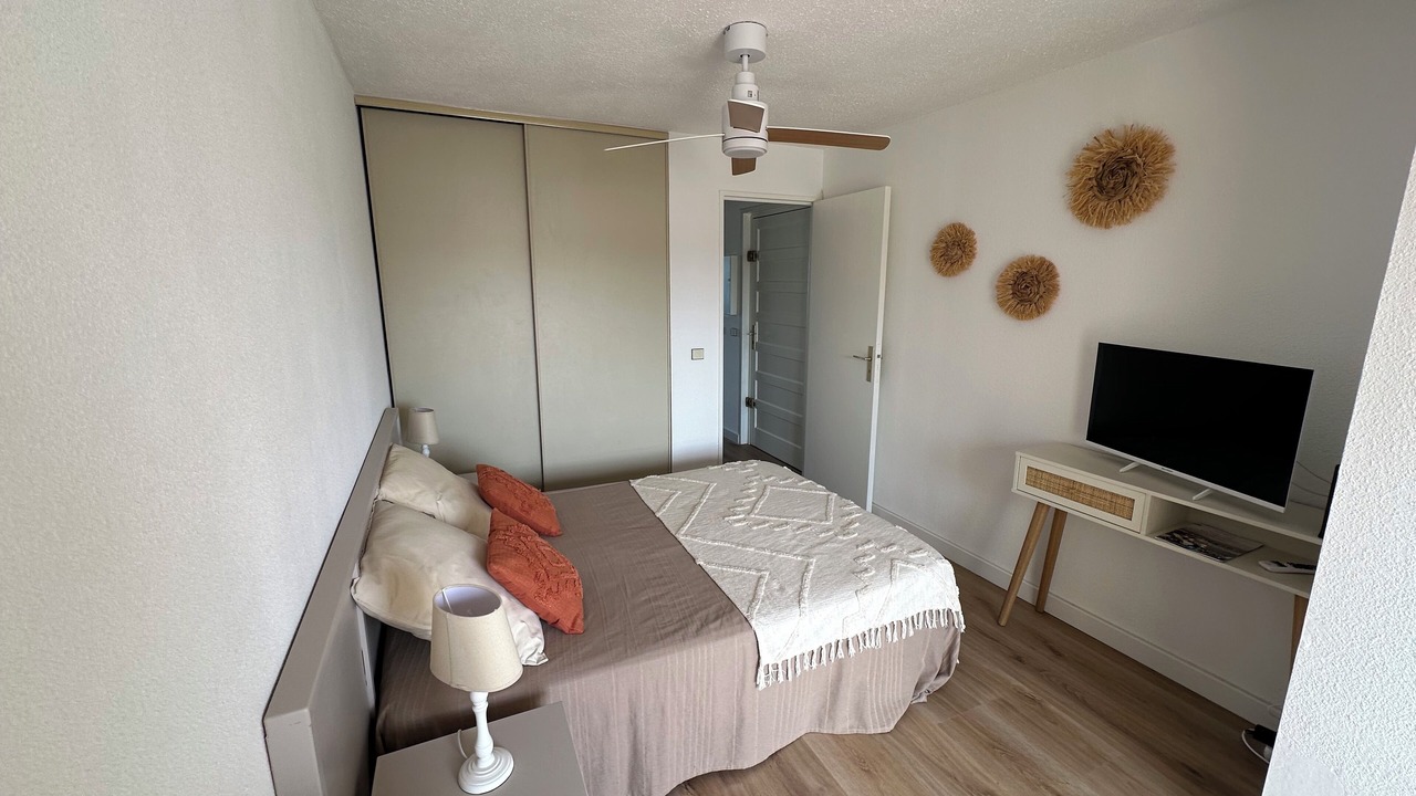 Photo of Bedroom in Saint-Cyprien Plage