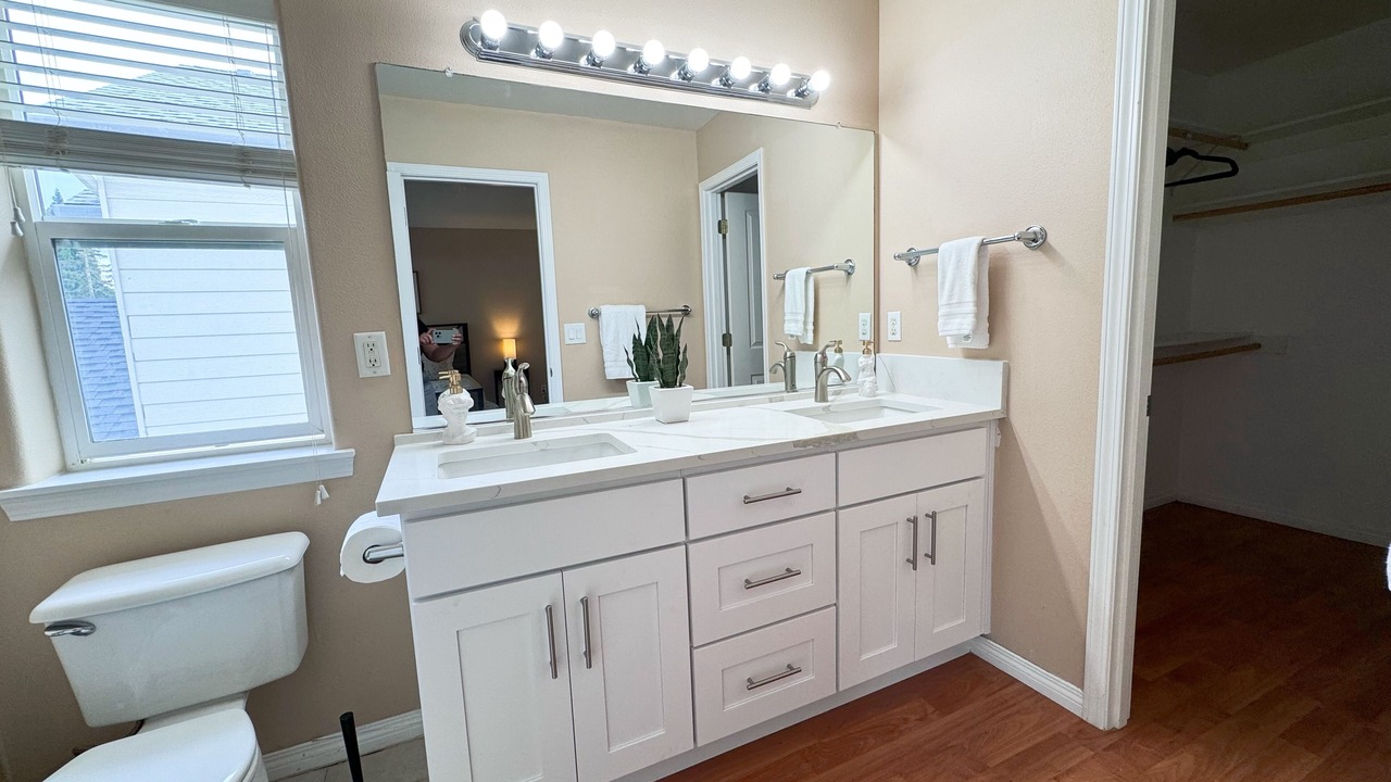 Photo of Bathroom in Hillsboro