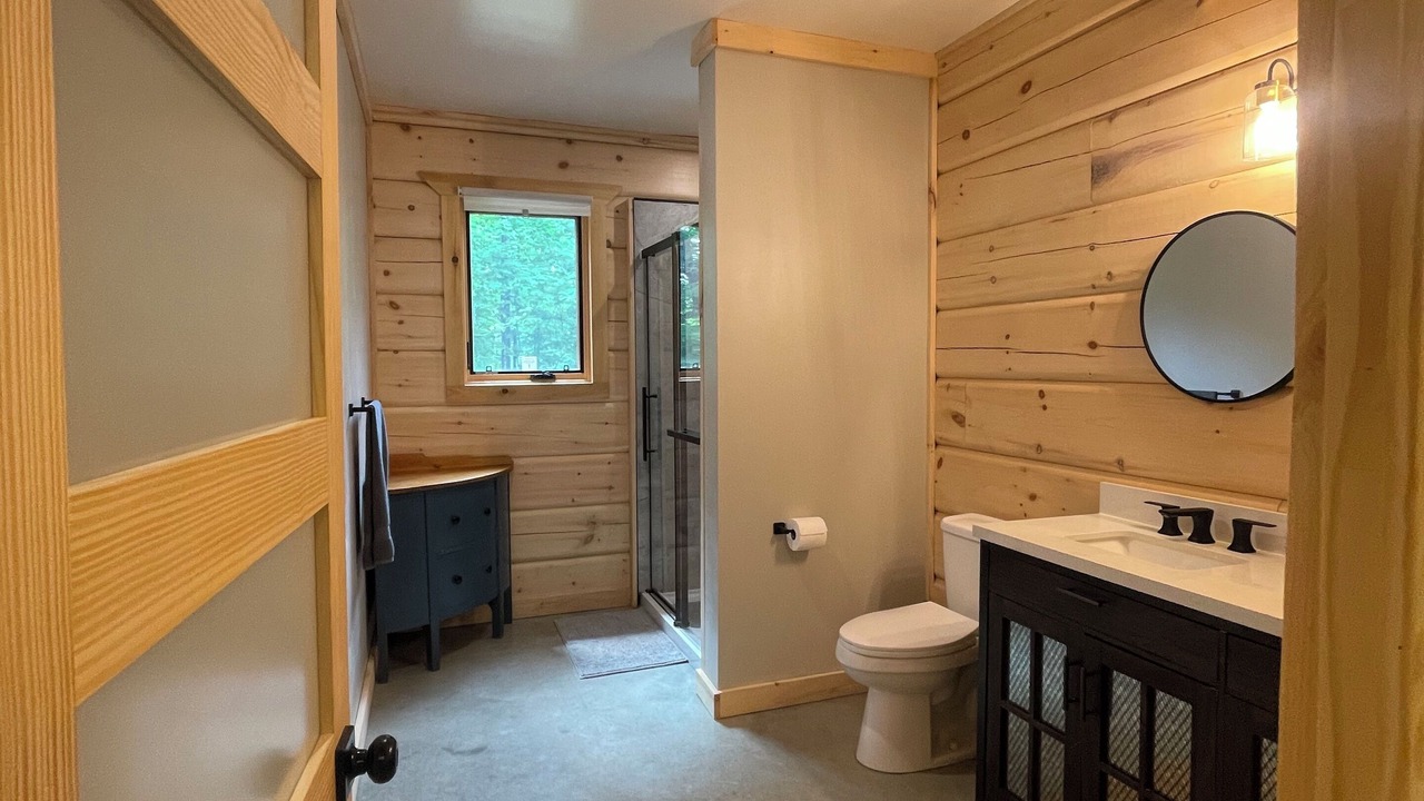 Photo of Bathroom in Faraday