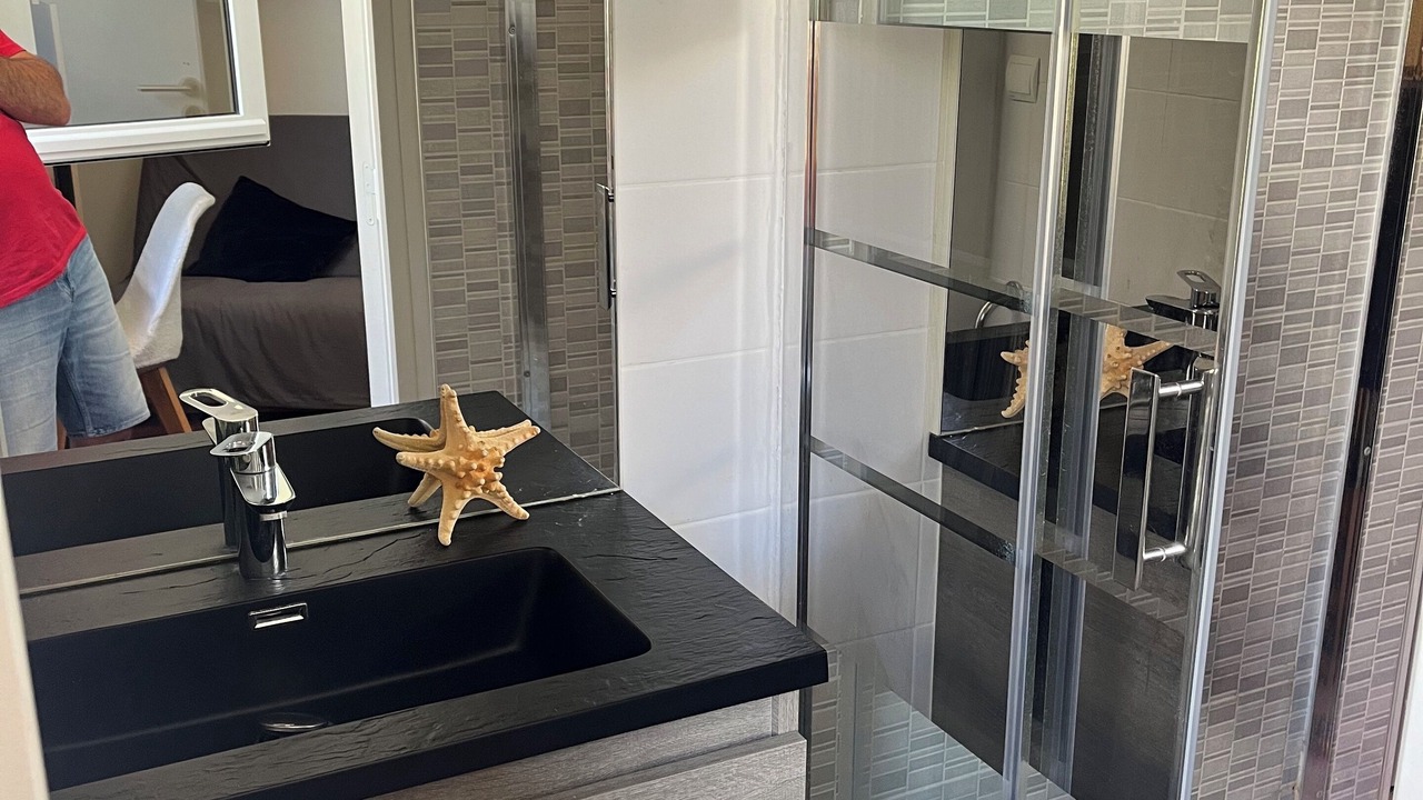 Photo of Bathroom in Pignan