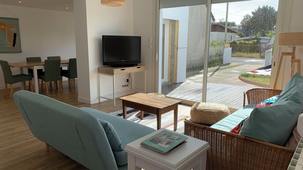 Photo of Livingroom in Hauteville-sur-Mer