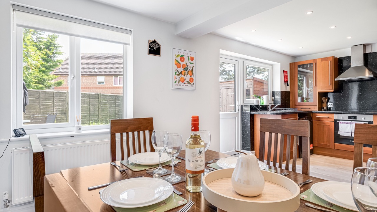 Photo of Others in Wootton