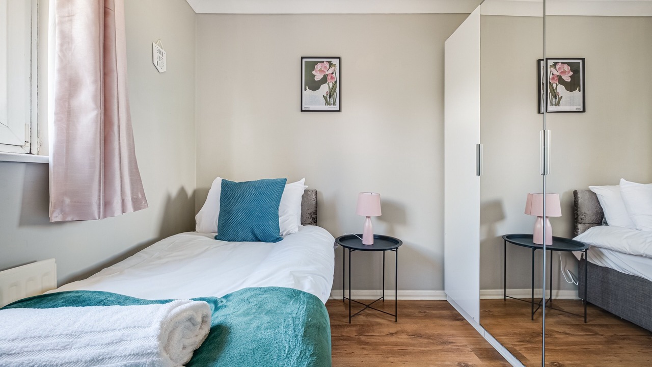 Photo of Bedroom in Wootton