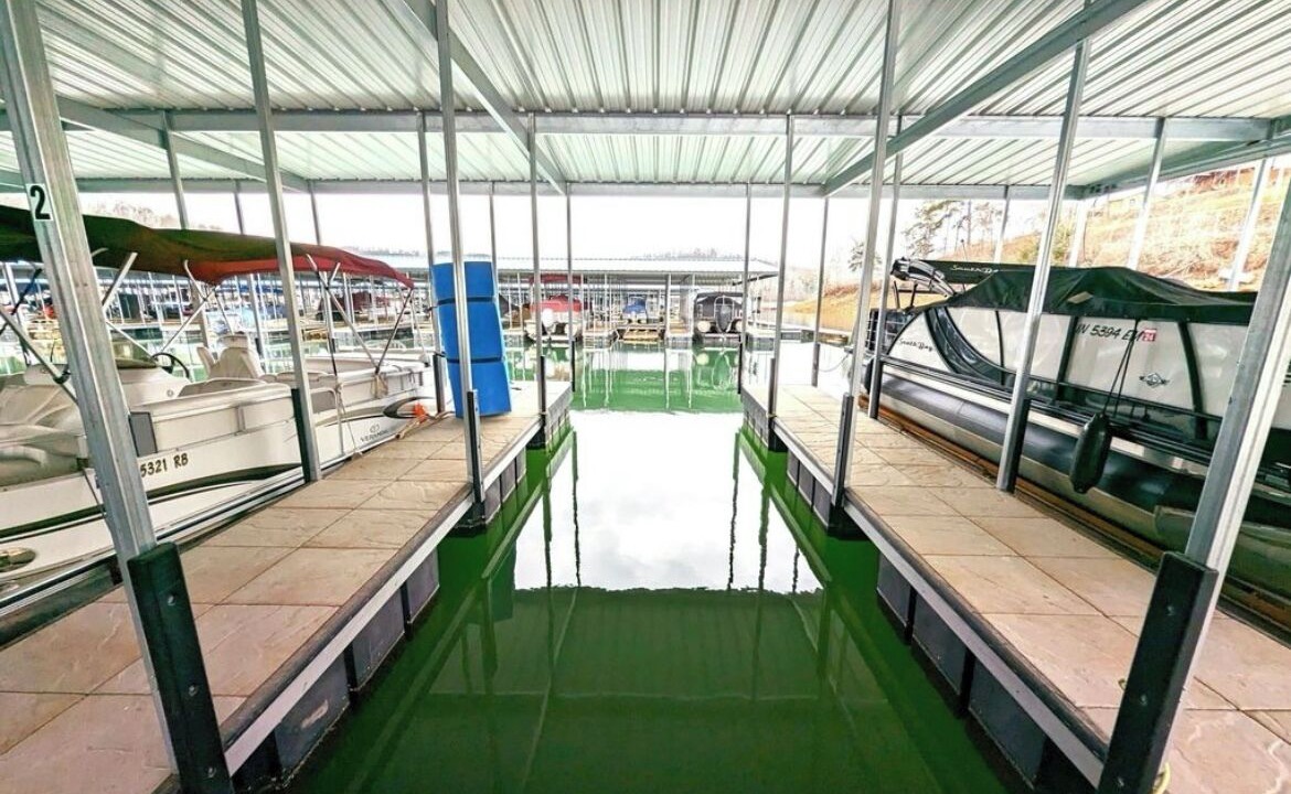 Photo of Others in Flat Hollow Marina