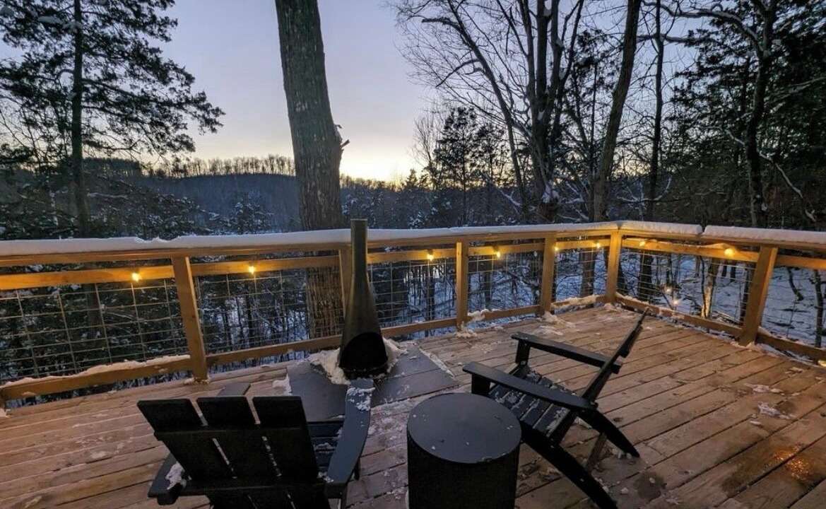 Photo of Patio Balcony in Flat Hollow Marina