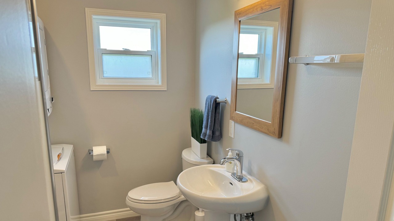 Photo of Bathroom in Long Point
