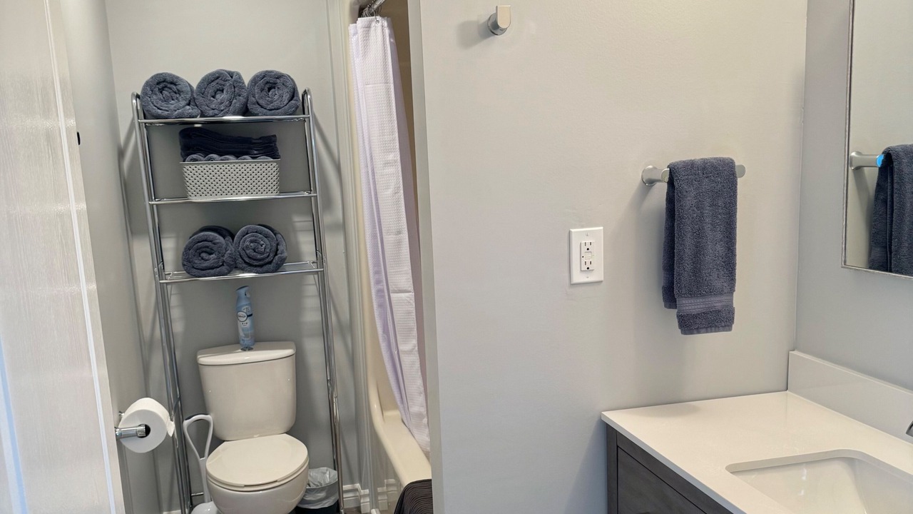 Photo of Bathroom in Long Point