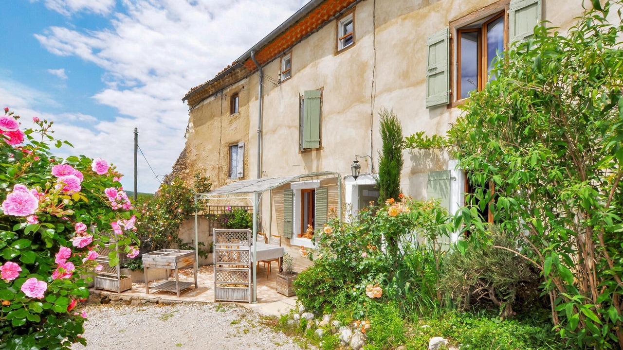 Photo of Others in Dun