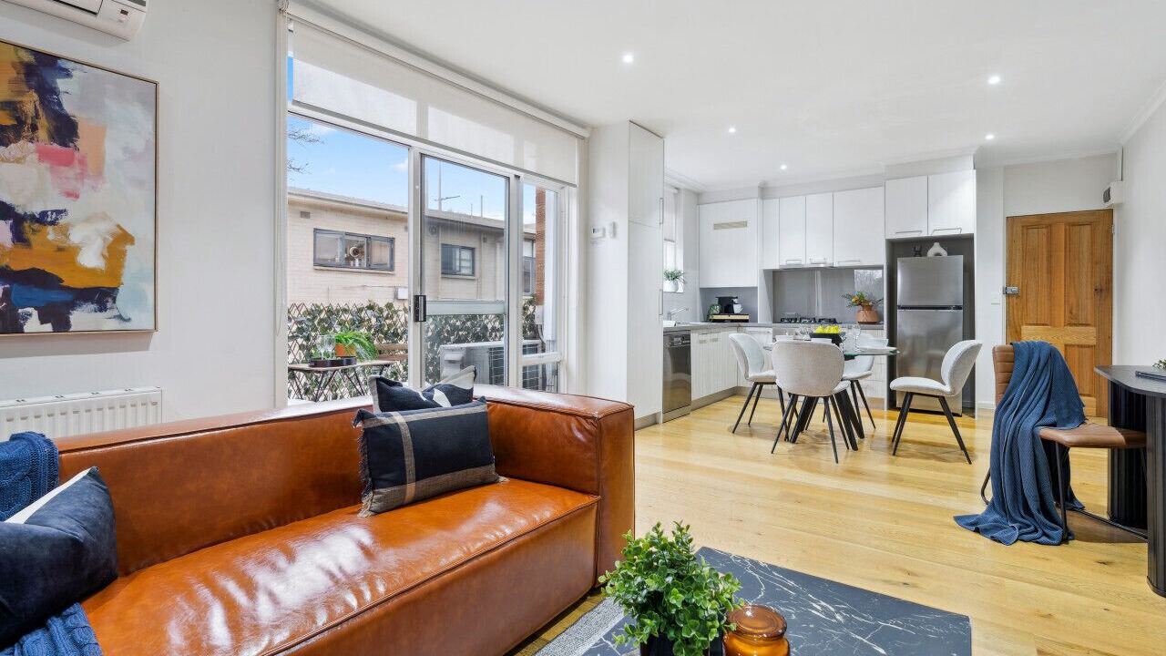 Photo of Livingroom in St. Kilda East