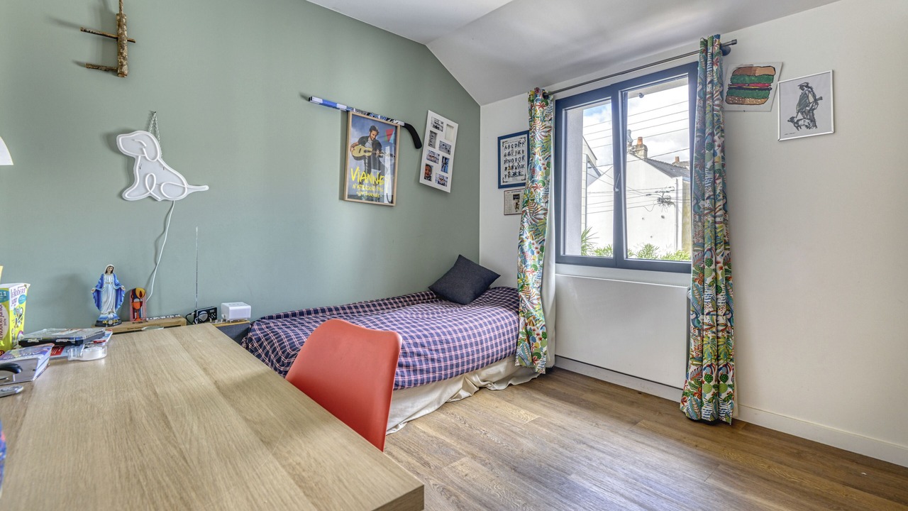 Photo of Bedroom in Schuman