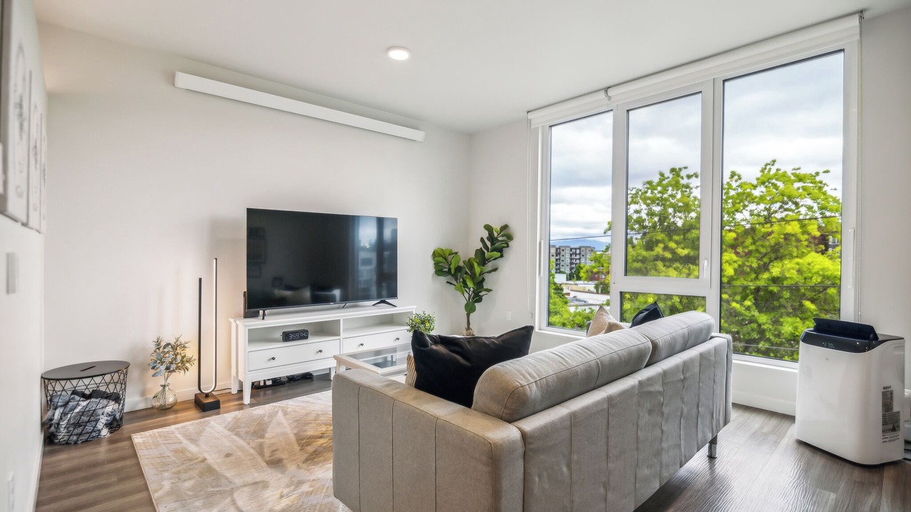 Photo of Livingroom in Downtown