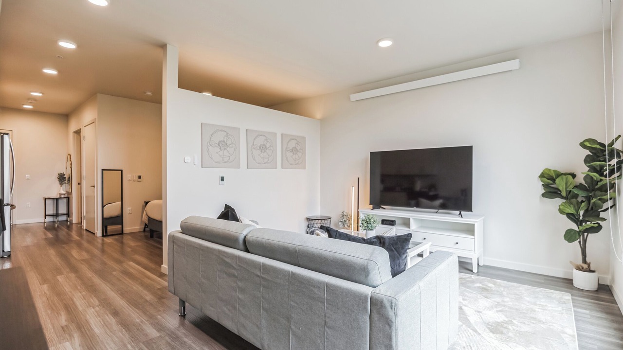 Photo of Livingroom in Downtown