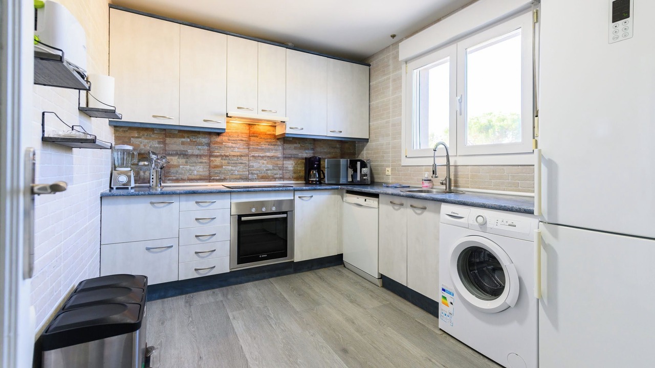 Photo of Kitchen in Los Angeles de San Rafael