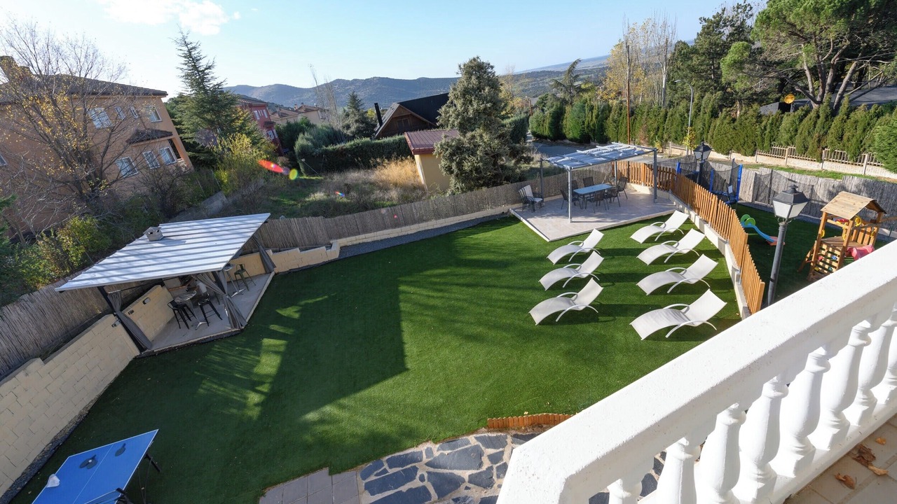 Photo of Outdoor in Los Angeles de San Rafael