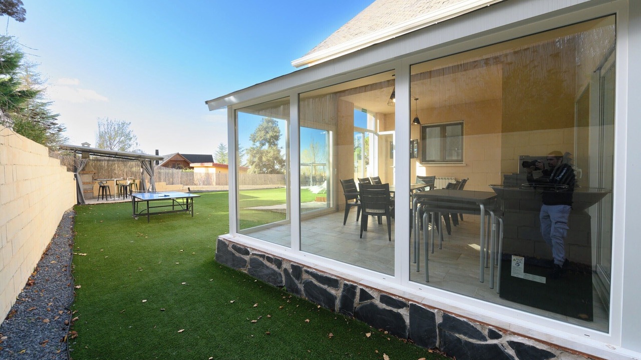 Photo of Outdoor in Los Angeles de San Rafael