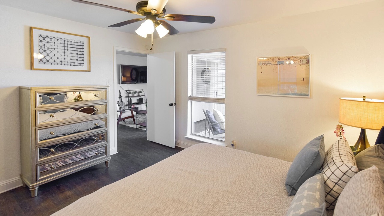 Photo of Bedroom in Knox - Henderson