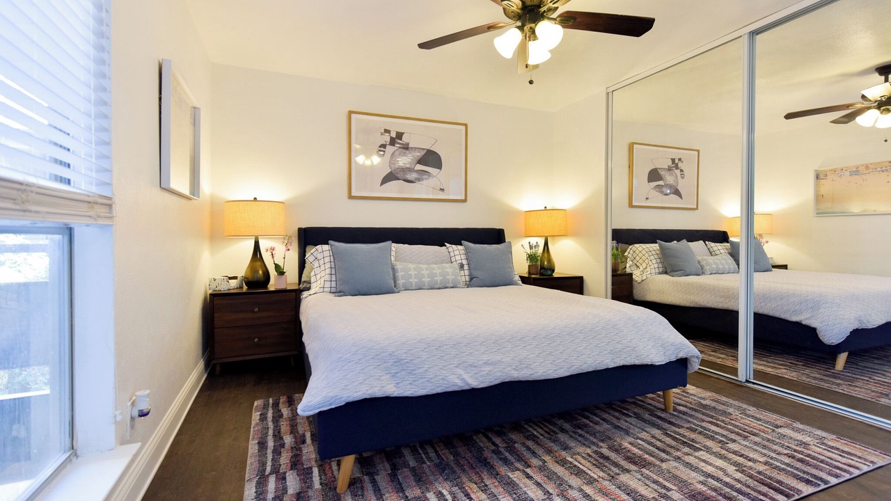 Photo of Bedroom in Knox - Henderson