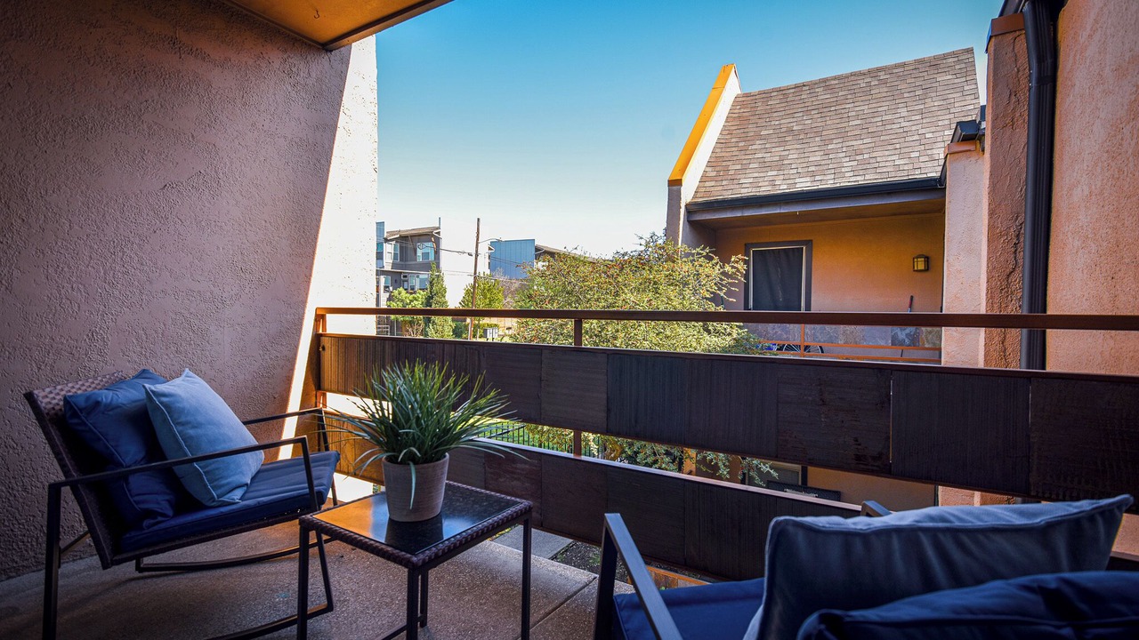 Photo of Outdoor in Knox - Henderson
