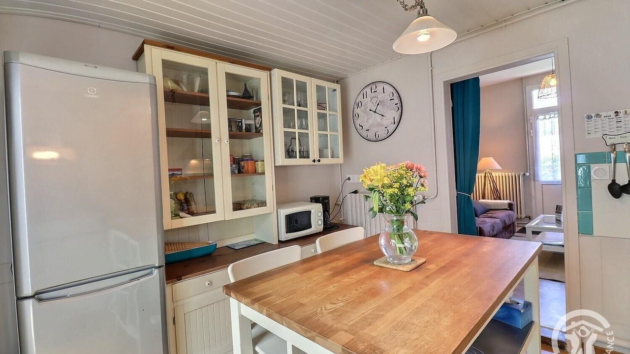 Photo of Others in Esperance-Cottages